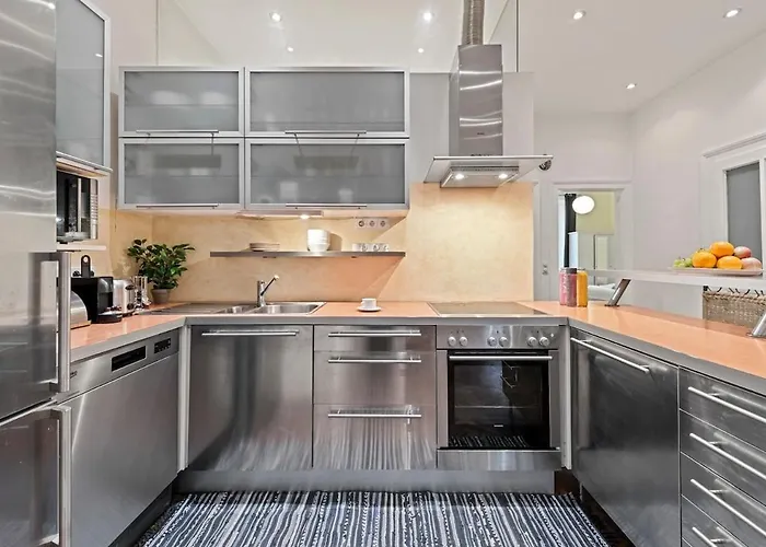 דירה 2 Bedroom Vintage Apartment, Garden, Near Schoenbrunn וינה