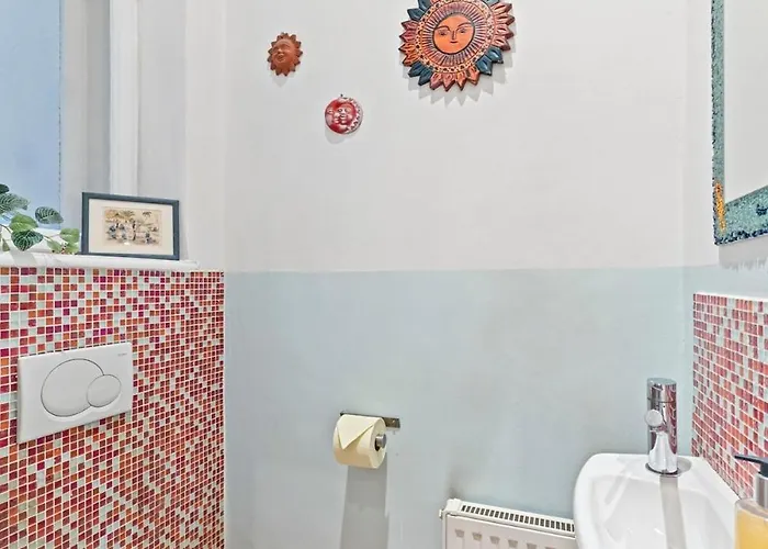 דירה 2 Bedroom Vintage Apartment, Garden, Near Schoenbrunn וינה